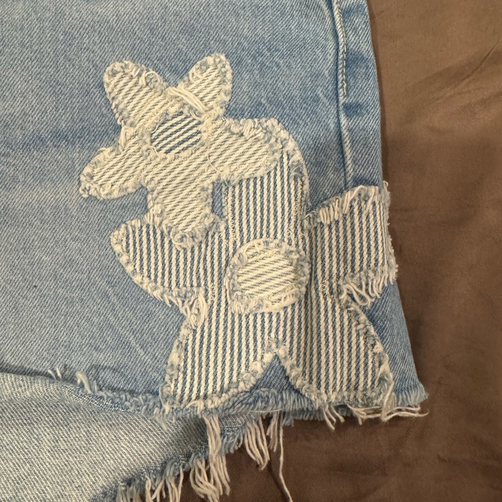 Levi’s 501 Light Blue Denim Patchwork Jean Shorts size 34 - Picture 3 of 5
